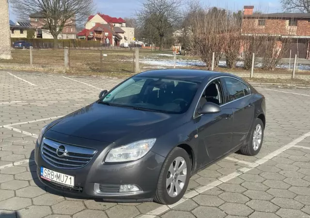 OPEL Insignia 1.8 Edition