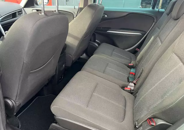 OPEL Zafira 1.4 T Cosmo