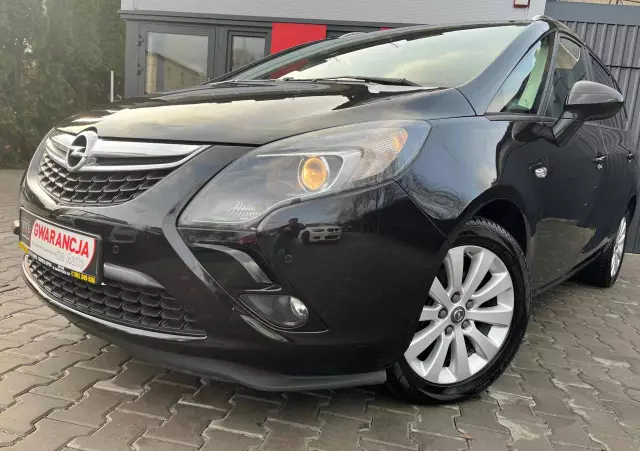 OPEL Zafira 1.4 T Cosmo