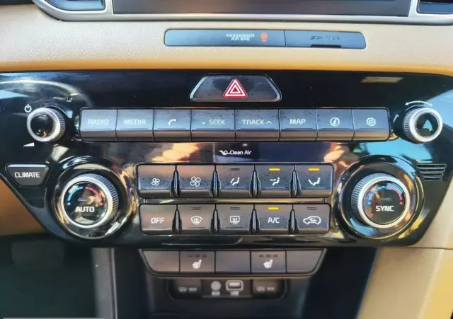 KIA Sportage 1.7 CRDI Business Line 2WD DCT