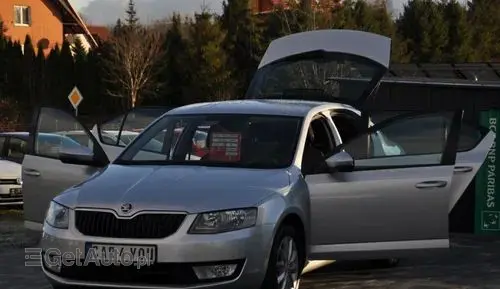 SKODA Octavia 