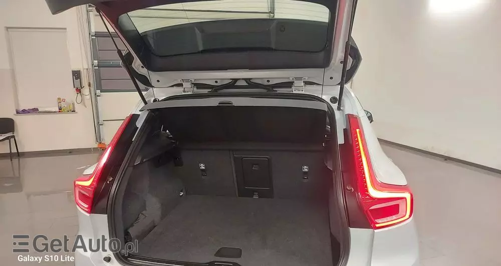 VOLVO XC 40 D3 SCR Inscription