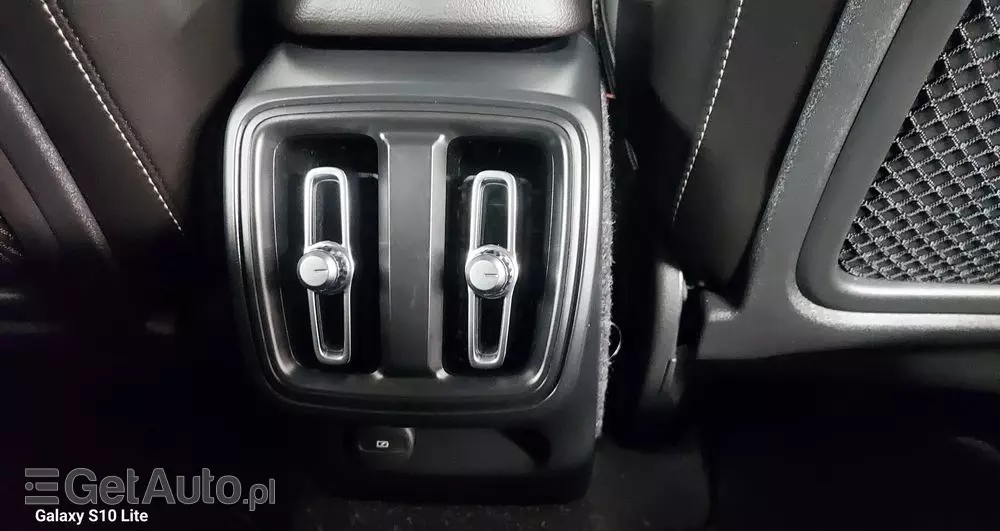 VOLVO XC 40 D3 SCR Inscription