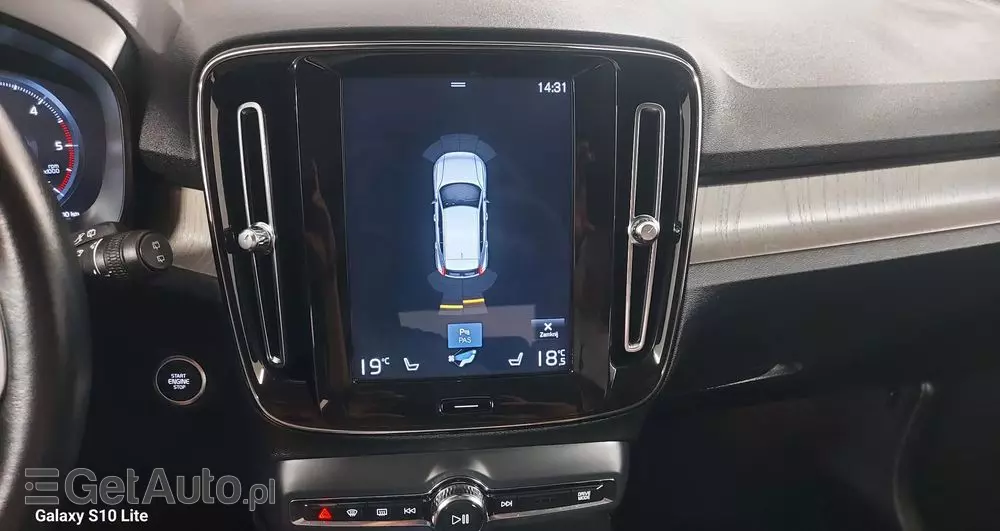 VOLVO XC 40 D3 SCR Inscription