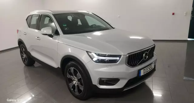 VOLVO XC 40 D3 SCR Inscription