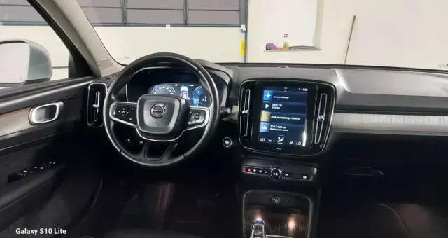 VOLVO XC 40 D3 SCR Inscription