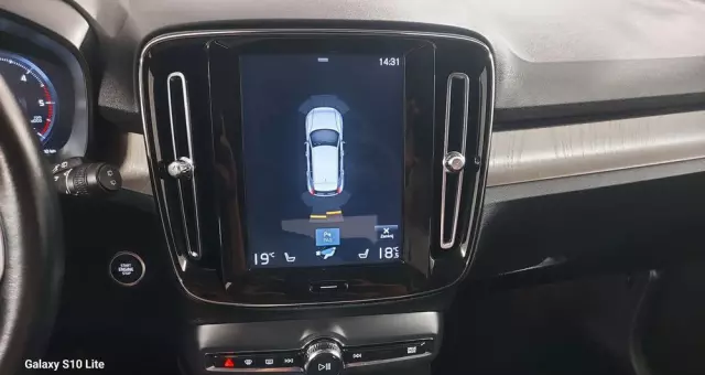 VOLVO XC 40 D3 SCR Inscription