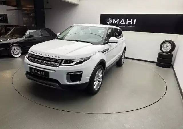 LAND ROVER Range Rover Evoque 2.0TD4 SE