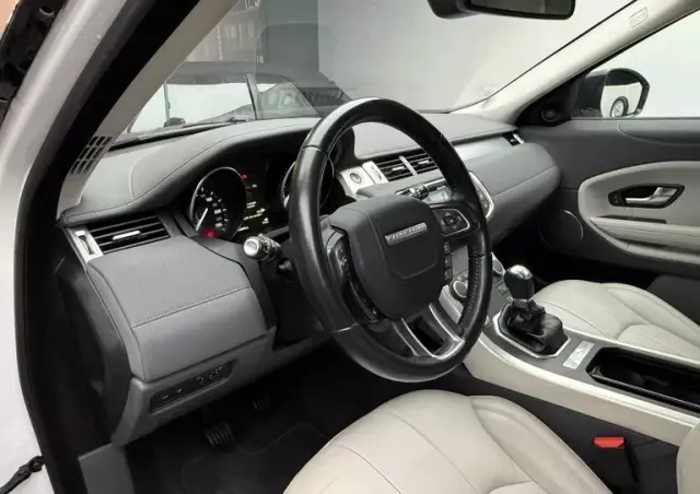 LAND ROVER Range Rover Evoque 2.0TD4 SE
