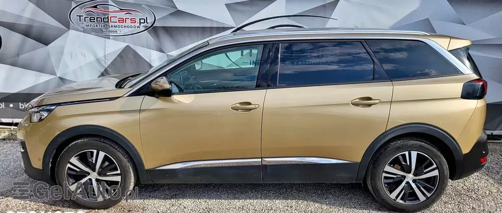 PEUGEOT 5008 2.0 HDi Allure