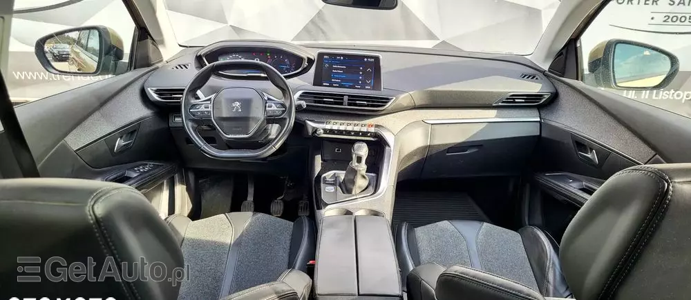 PEUGEOT 5008 2.0 HDi Allure