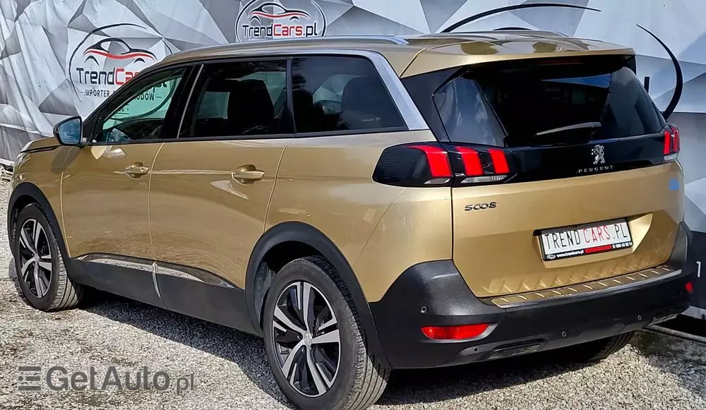 PEUGEOT 5008 2.0 HDi Allure