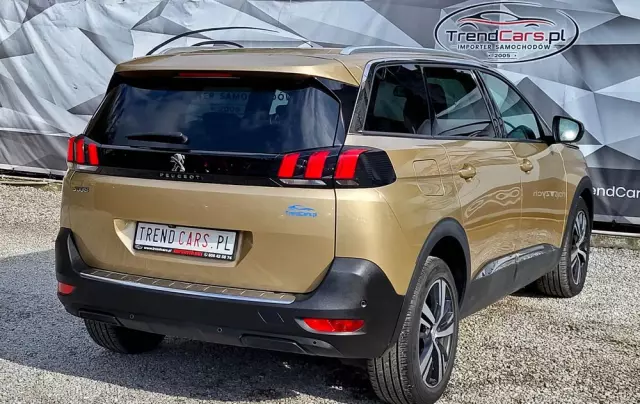 PEUGEOT 5008 2.0 HDi Allure