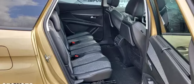 PEUGEOT 5008 2.0 HDi Allure