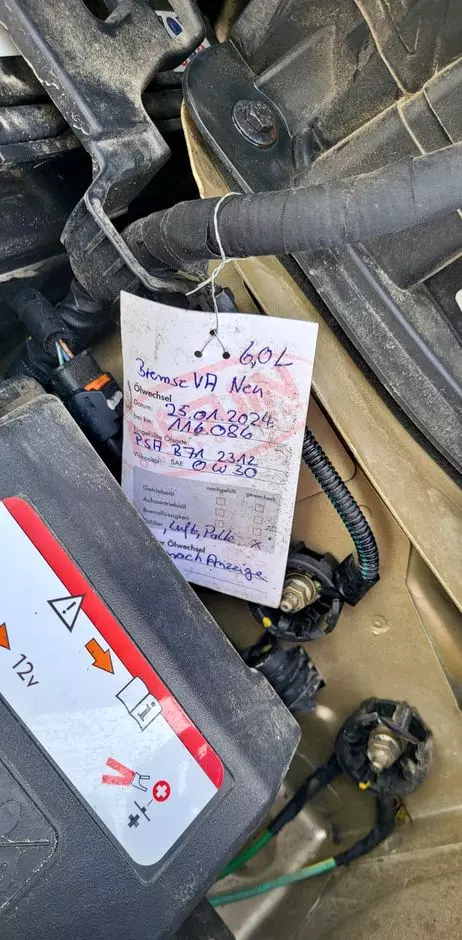 PEUGEOT 5008 2.0 HDi Allure