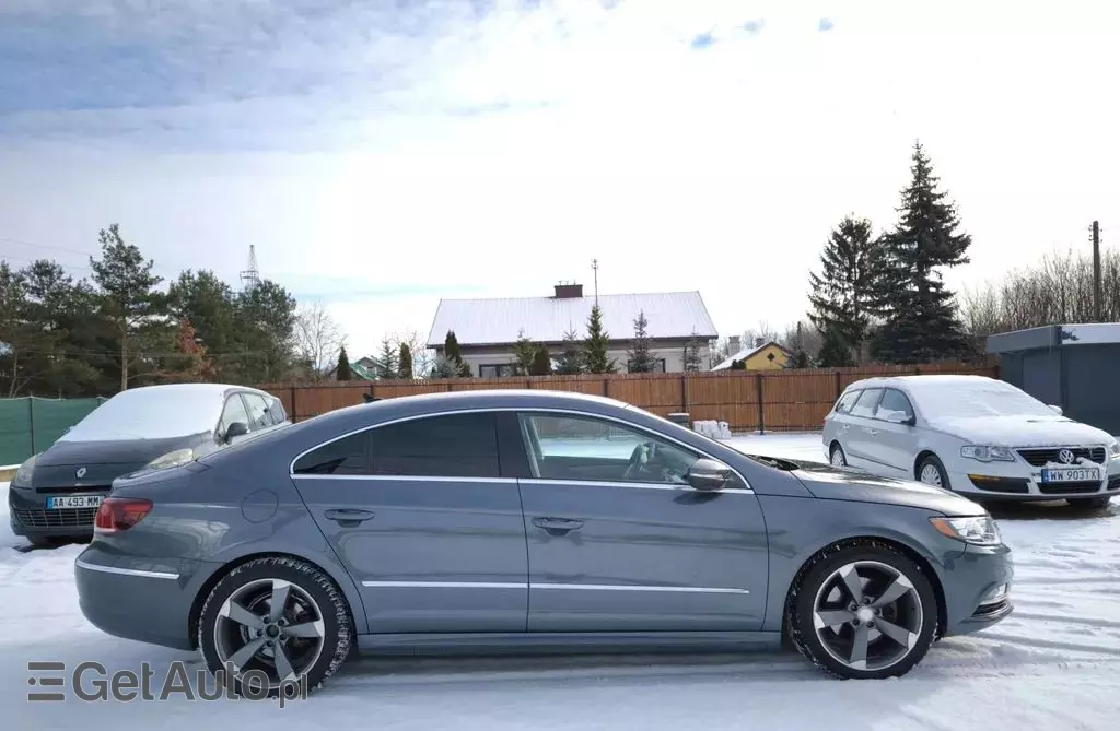 VOLKSWAGEN Passat CC 