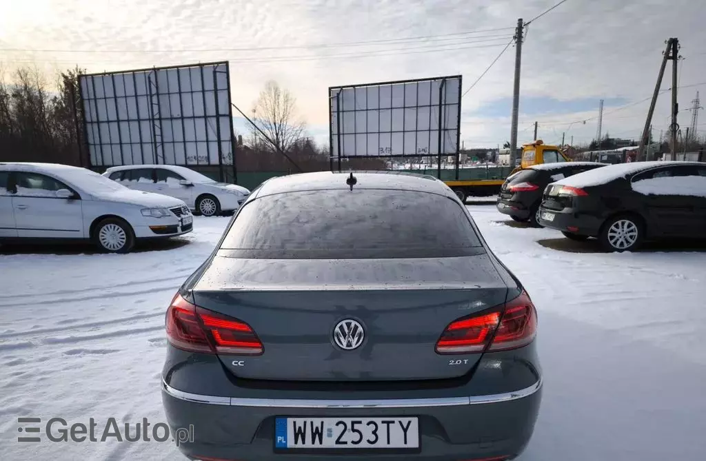 VOLKSWAGEN Passat CC 