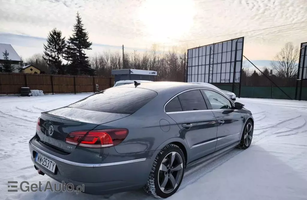 VOLKSWAGEN Passat CC 