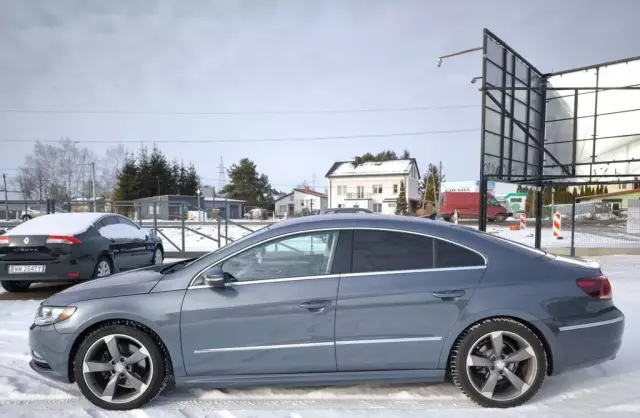 VOLKSWAGEN Passat CC 