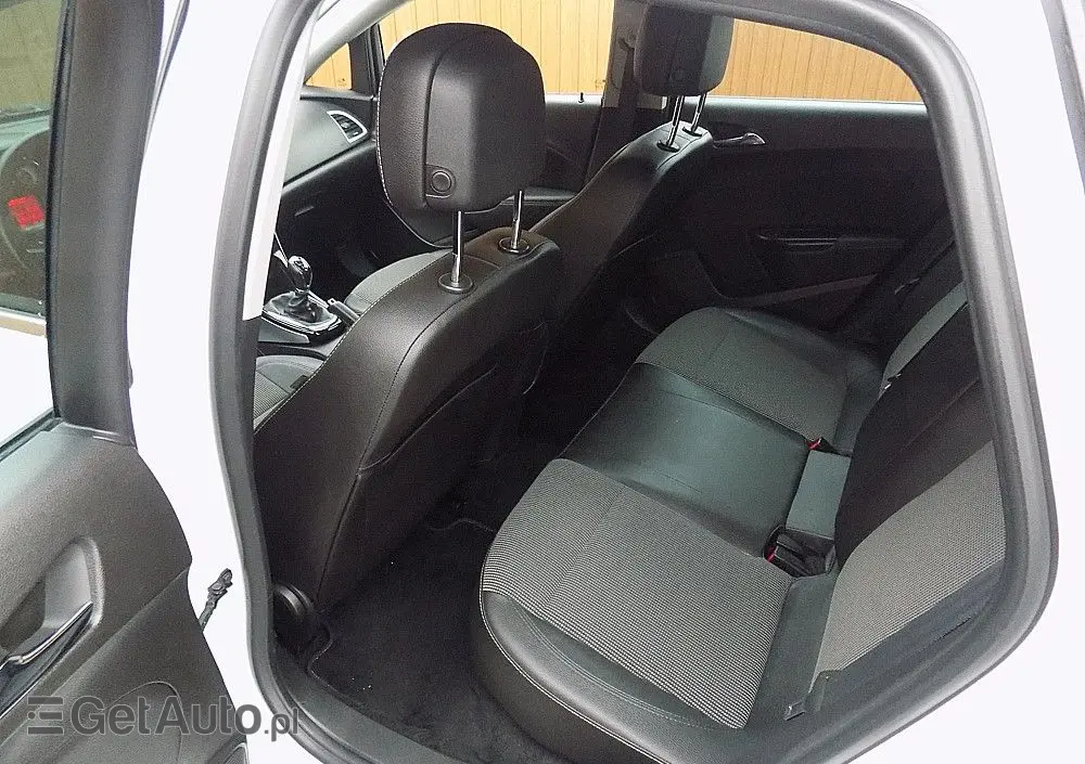 OPEL Astra 1.4 Turbo Selection