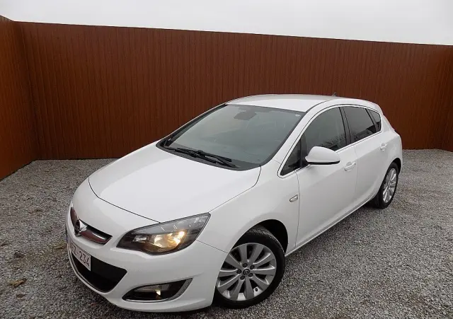 OPEL Astra 1.4 Turbo Selection