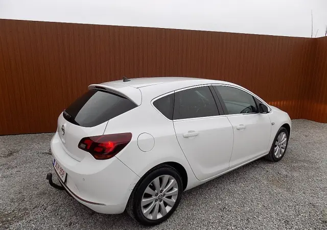 OPEL Astra 1.4 Turbo Selection