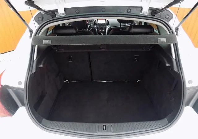 OPEL Astra 1.4 Turbo Selection