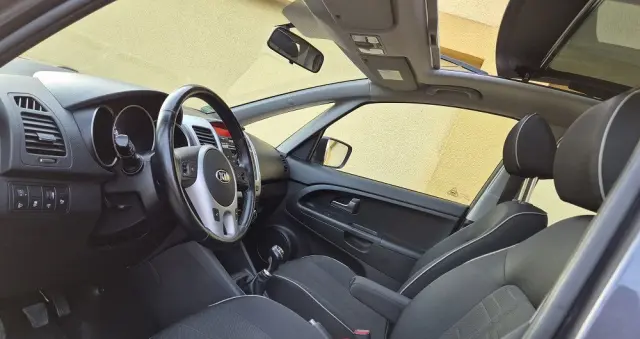 KIA Venga 1.6 CVVT Dream-Team Edition