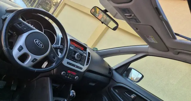 KIA Venga 1.6 CVVT Dream-Team Edition