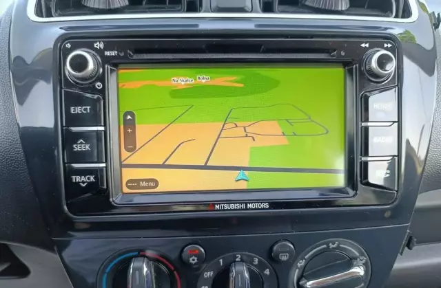 MITSUBISHI Space Star 