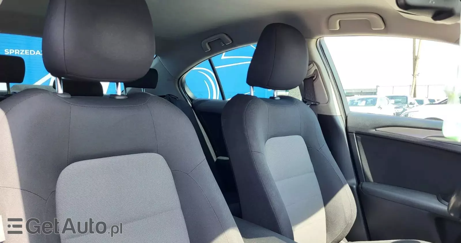 TOYOTA Avensis 1.6 D-4D Active