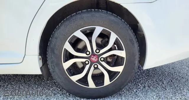 TOYOTA Avensis 1.6 D-4D Active