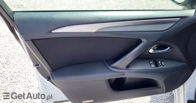 TOYOTA Avensis 1.6 D-4D Active