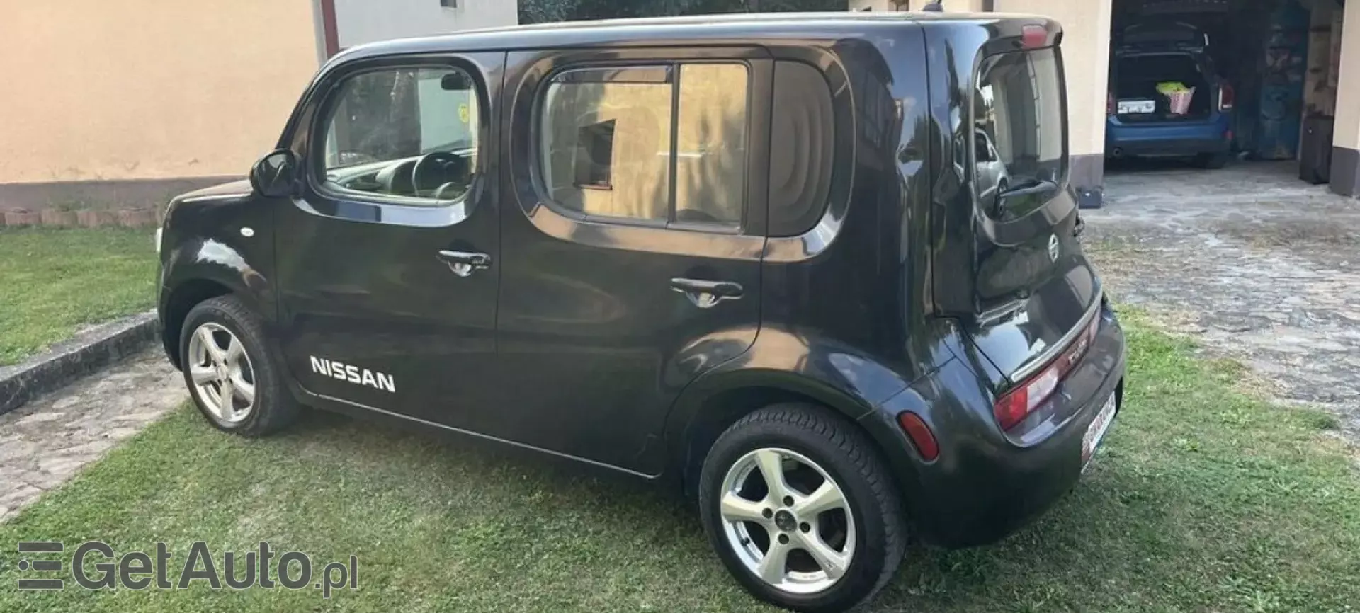 NISSAN Cube 