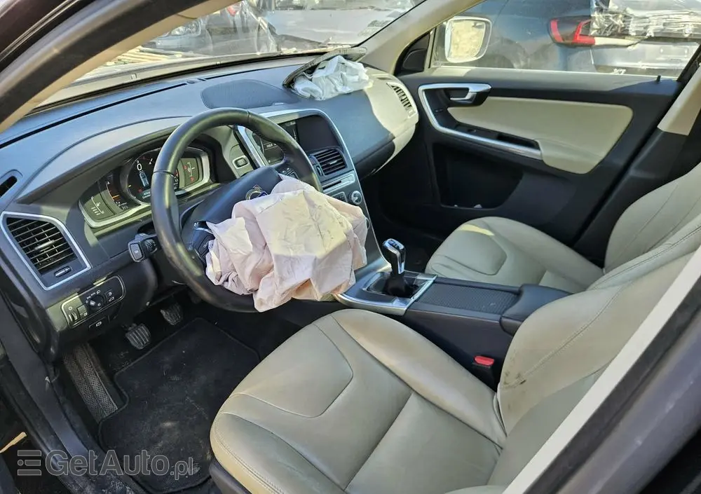 VOLVO XC 60 D4 Summum