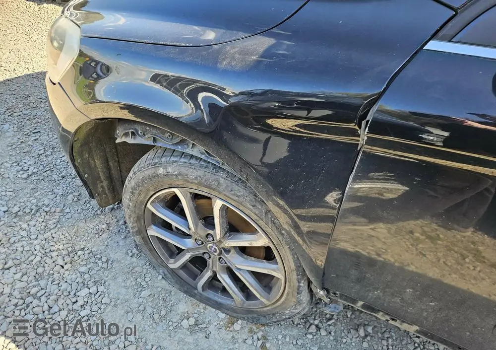 VOLVO XC 60 D4 Summum