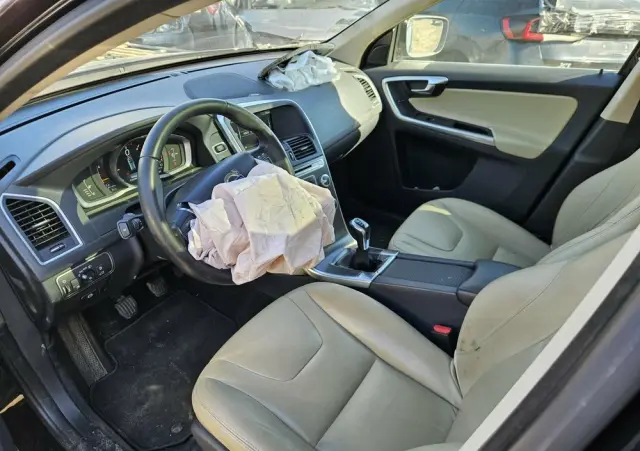 VOLVO XC 60 D4 Summum