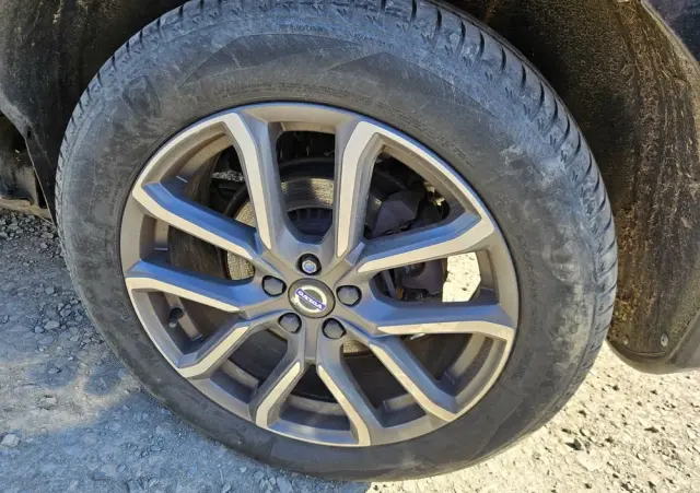 VOLVO XC 60 D4 Summum