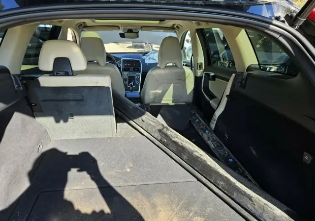 VOLVO XC 60 D4 Summum
