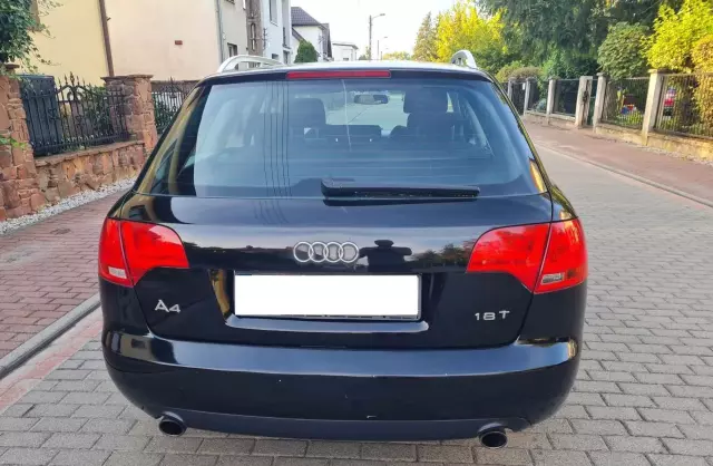 AUDI A4 1.8 T (163 KM)