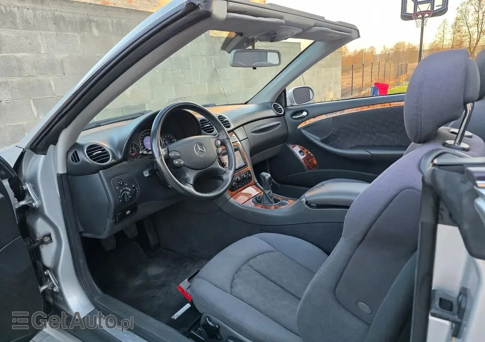 MERCEDES-BENZ CLK 