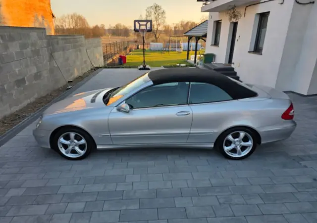 MERCEDES-BENZ CLK 