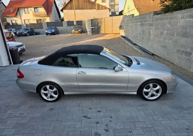 MERCEDES-BENZ CLK 