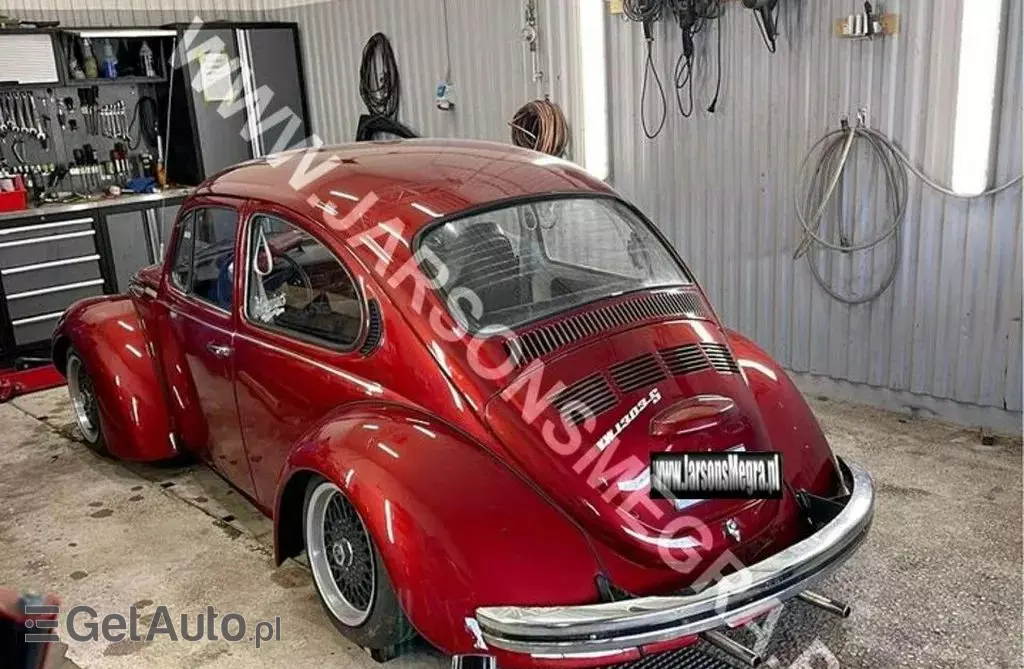 VOLKSWAGEN Beatle 