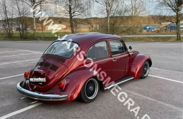 VOLKSWAGEN Beatle 