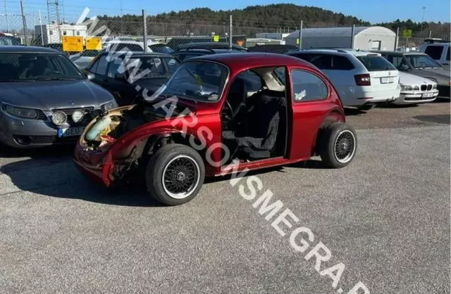 VOLKSWAGEN Beatle 