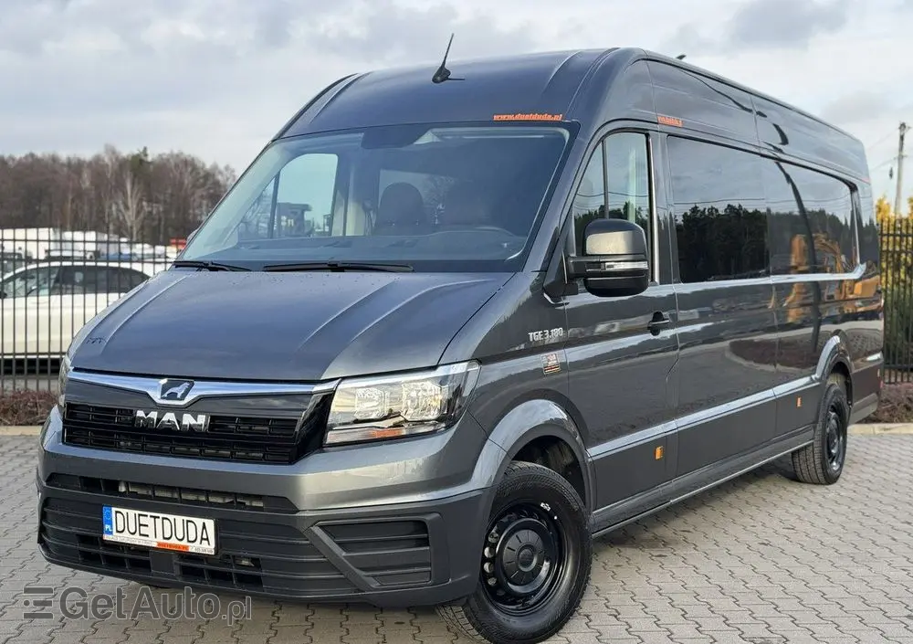VOLKSWAGEN Crafter 