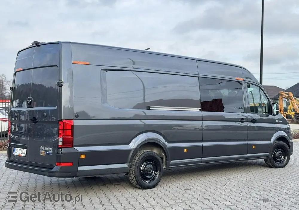 VOLKSWAGEN Crafter 