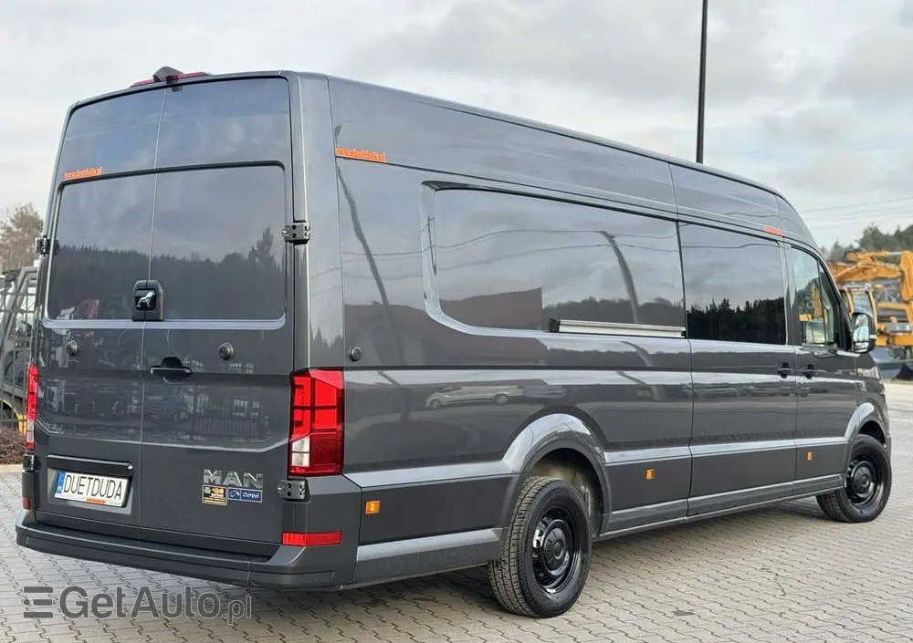 VOLKSWAGEN Crafter 
