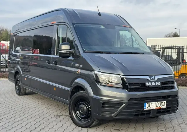 VOLKSWAGEN Crafter 